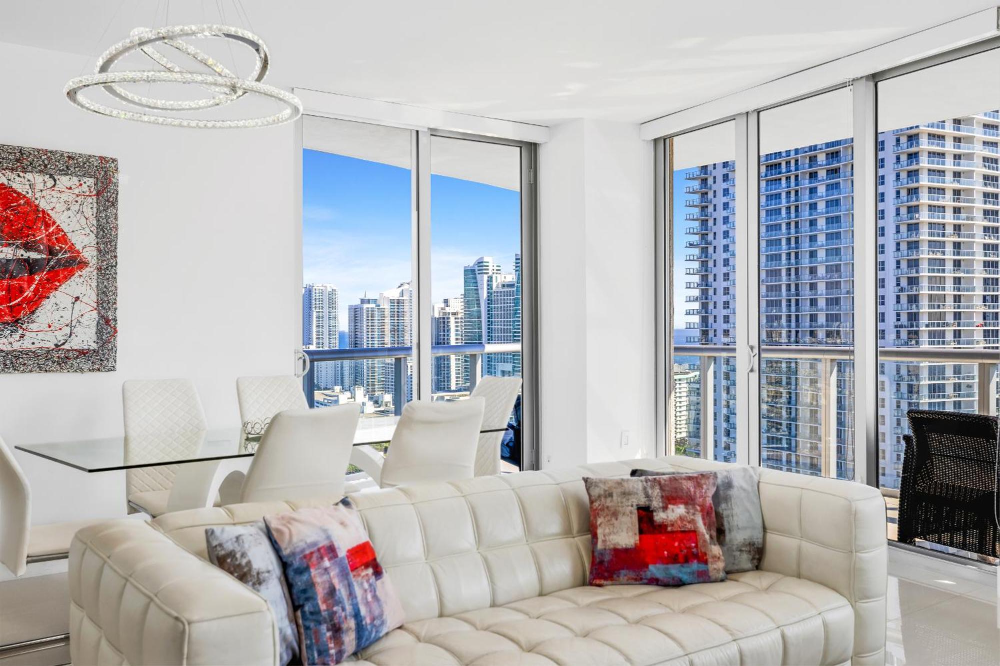 Resort-Style Living With Direct Ocean Views - 3Br Beauty Hallandale Beach Bagian luar foto