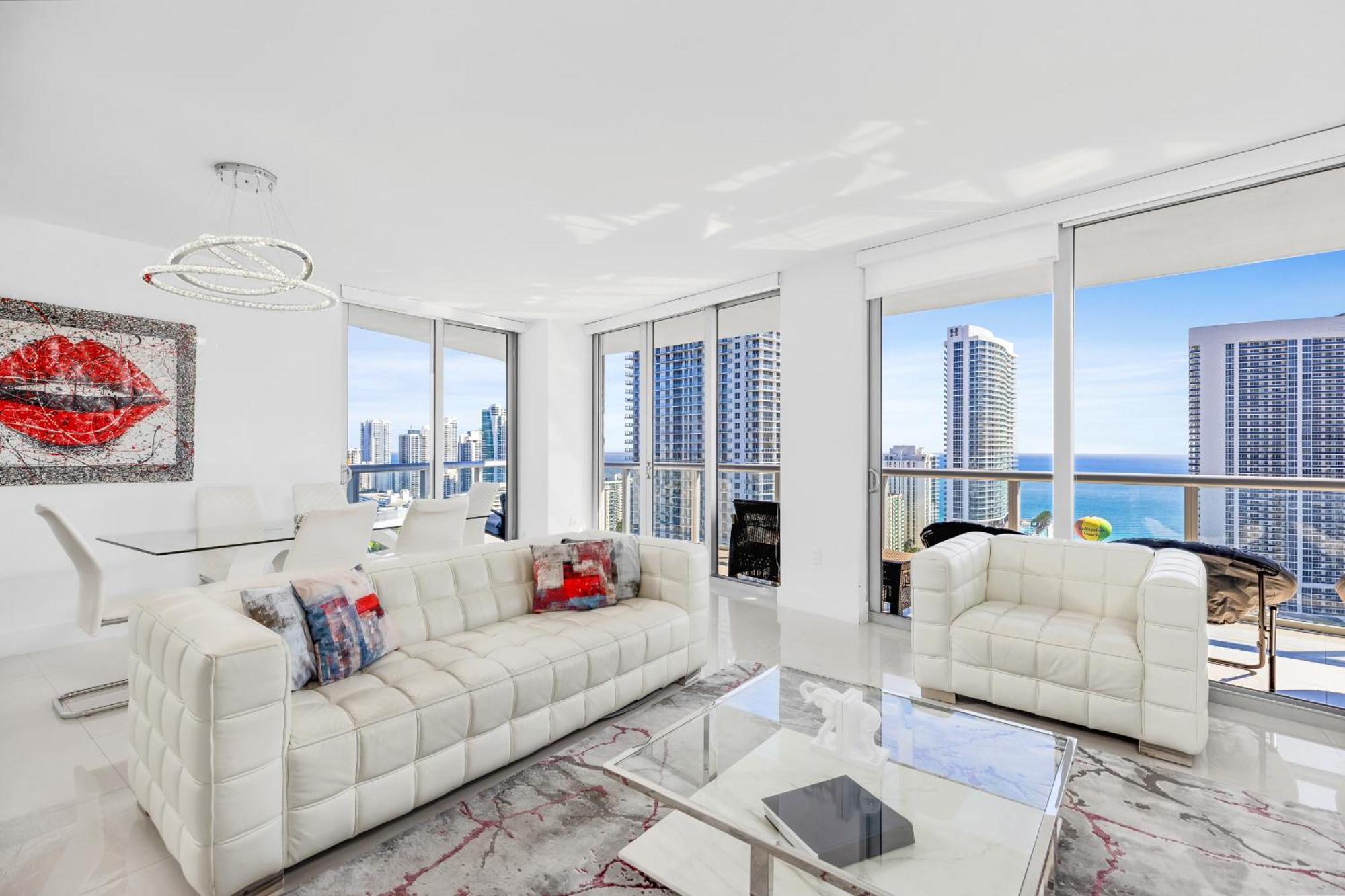 Resort-Style Living With Direct Ocean Views - 3Br Beauty Hallandale Beach Bagian luar foto
